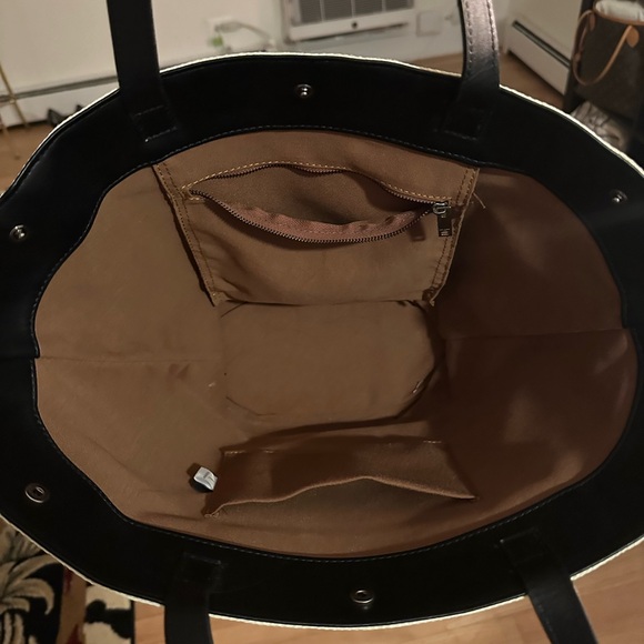 Black and Cream Tote - Picture 3 of 3